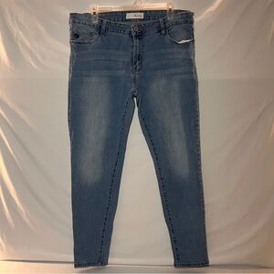 KanCan Estilo Jeans Size 15/31